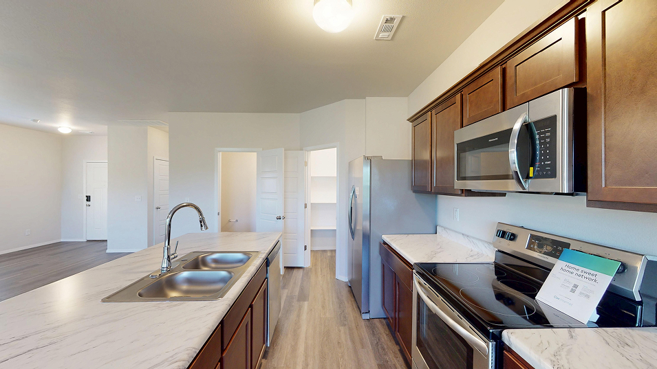Taylor Core H600 Holland Kitchen 2of2 F1