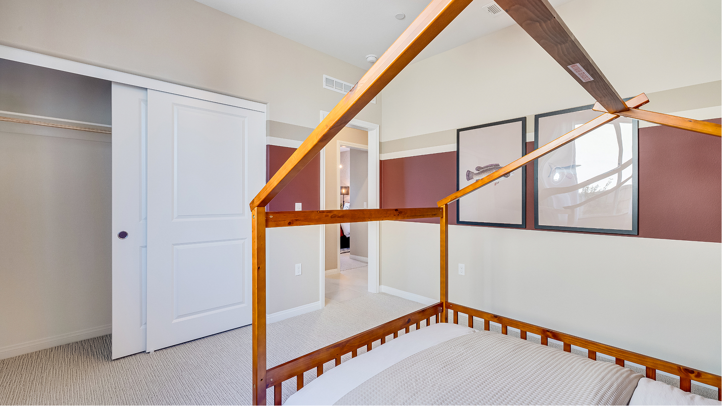 Solaire Desert Star Res2 Bed2 2of2 F1