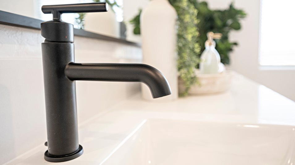 Solana Series matte Bathroom faucet