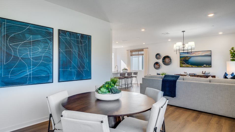 Residence 2 dining area