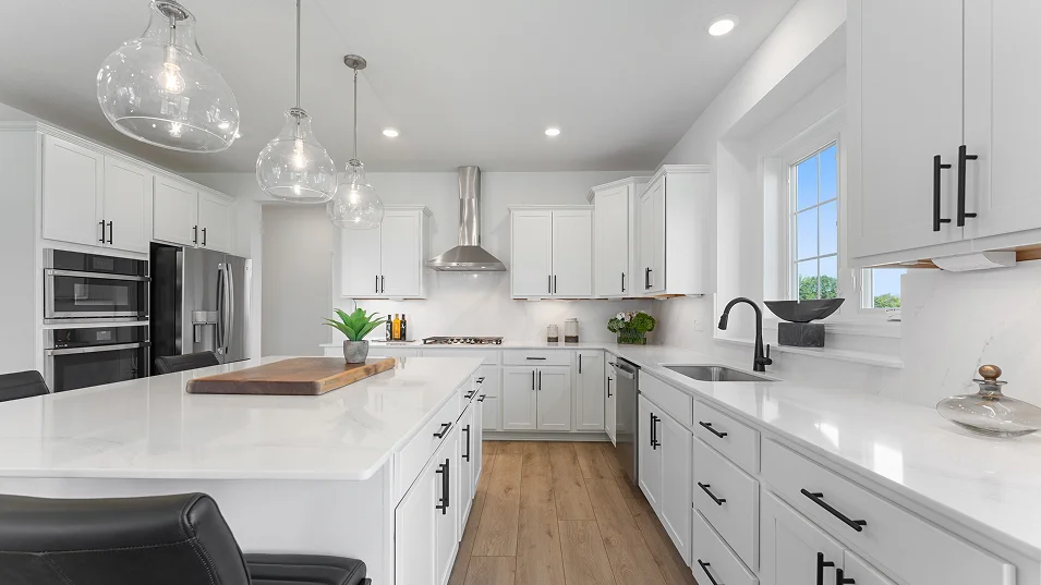 E H06 Snelling Kitchen 4of6 F1