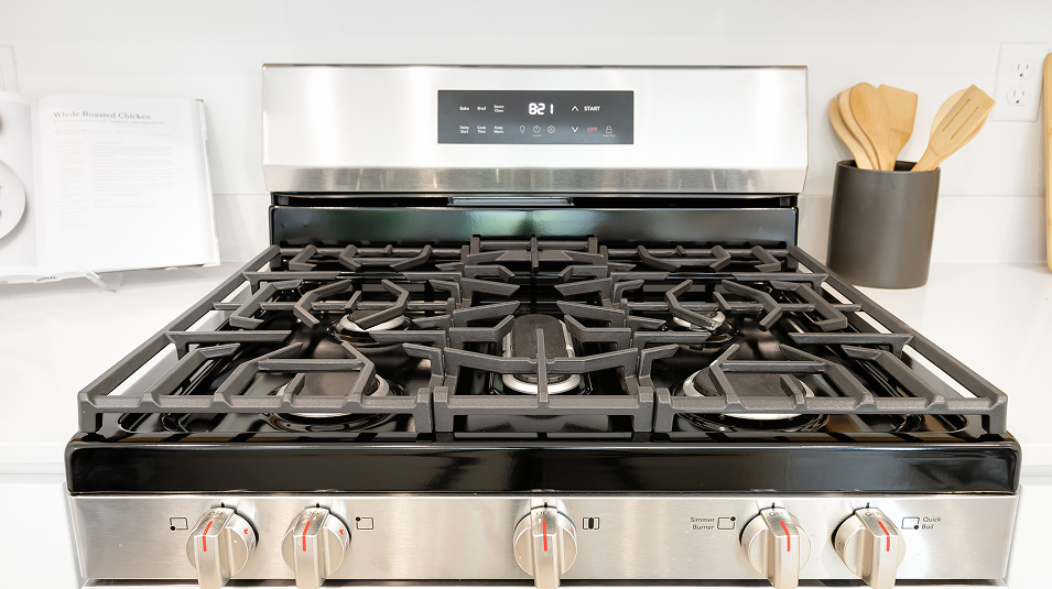 Trailmark EI Gas Range 8 1 25