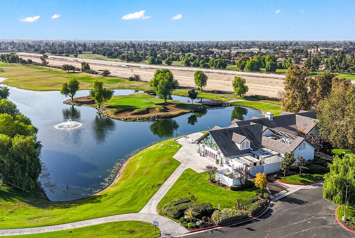 Bakersfield Aerial Links At Riverlakes Ranch Golf Course Photoshoot 1of10