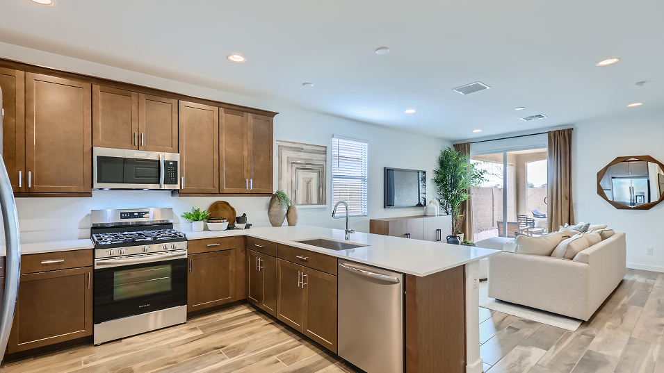 3580 Latitude Kitchen 2of3 F1 Base4