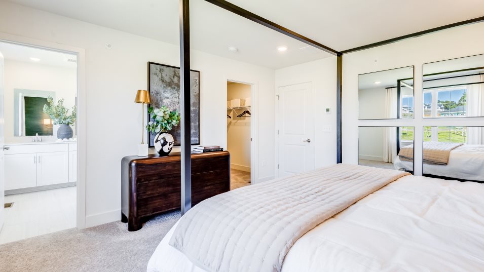 Pershing owner's suite