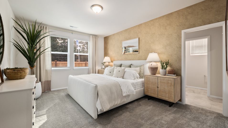 Creston Owner's Suite