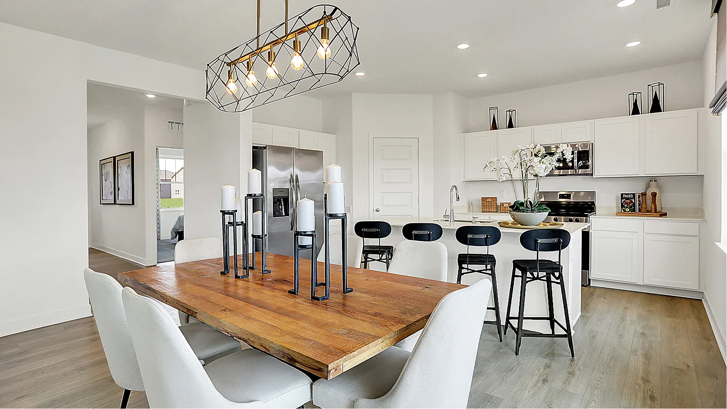 3806 Sycamore Dining 1of4 F1 052325