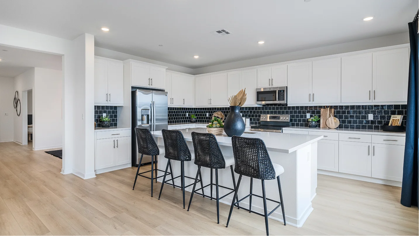 Quartz Trail Res3 Kitchen 2of5 F1