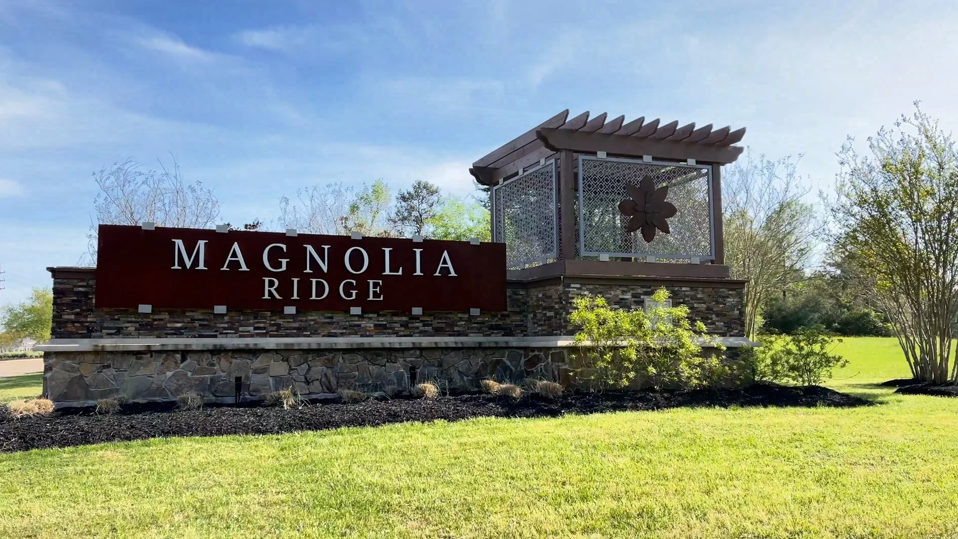 Community entrance monument