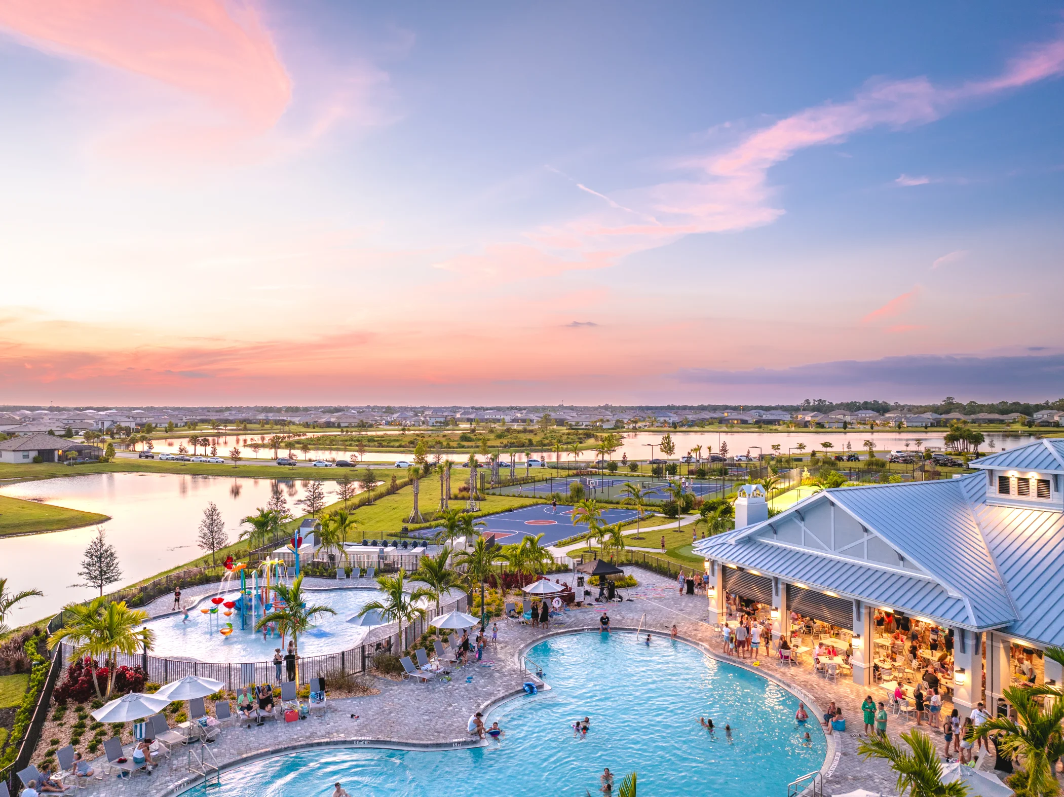 Lorraine Lakes Amenity Clubhouse Pool2