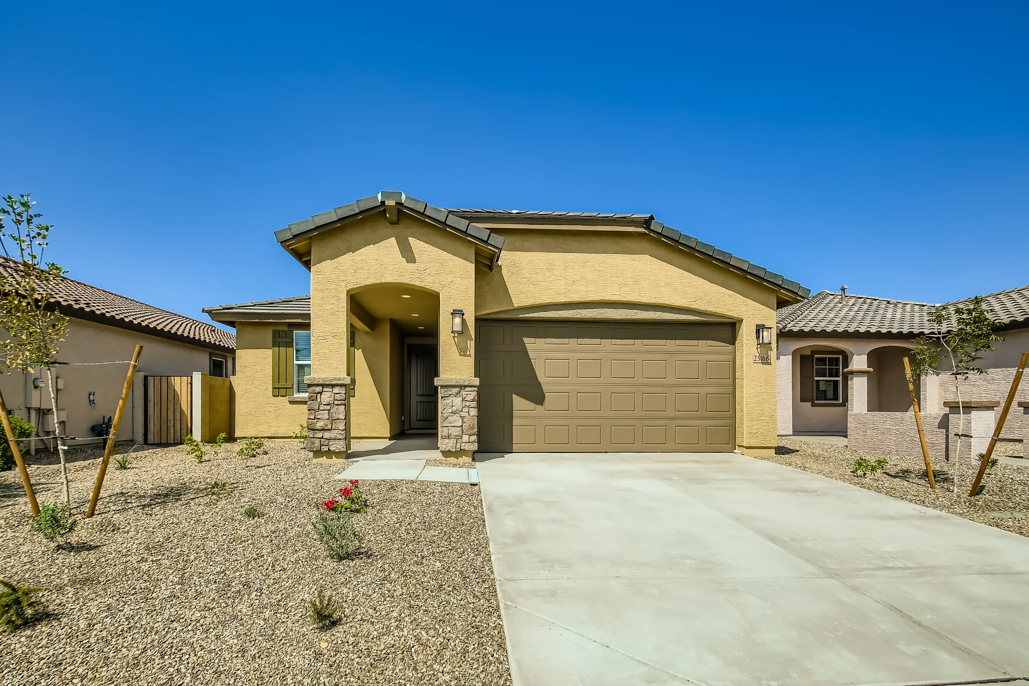 25166 N 150th Ln   Print Quality   001   01 Exterior Front