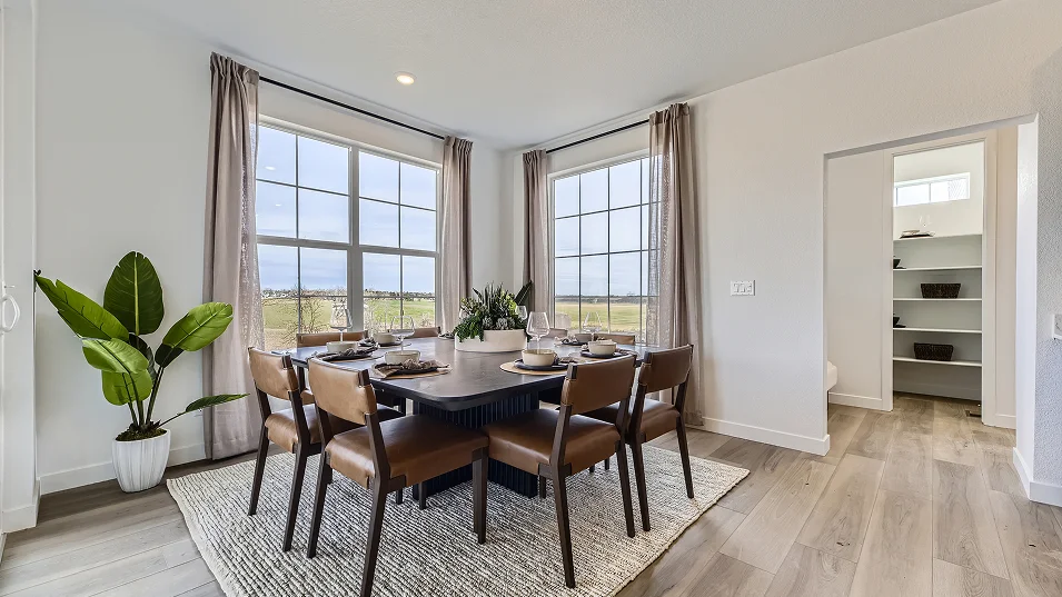 041725 2576 Ashbrook Nook 1of2 F1