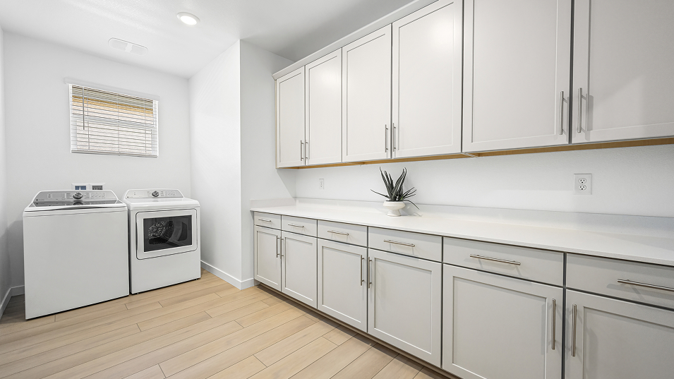 2488 Evan Laundry F1 Base4