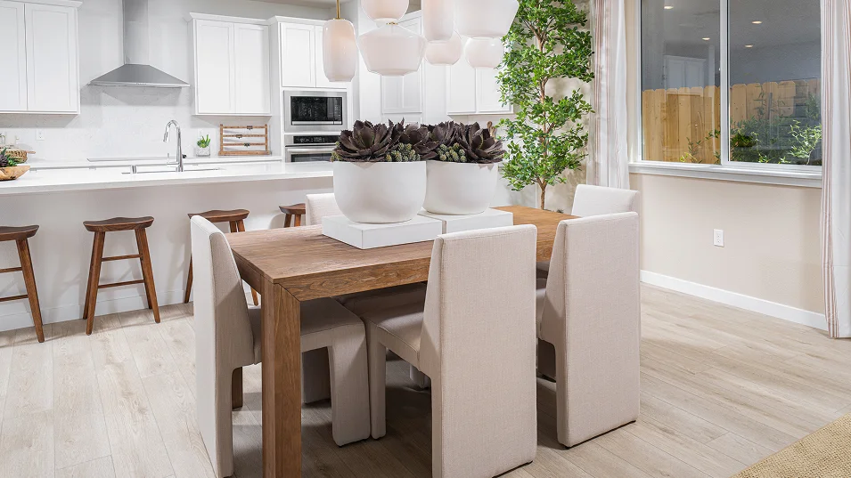 071525 Azure The Preserve Res2127 Dining F1