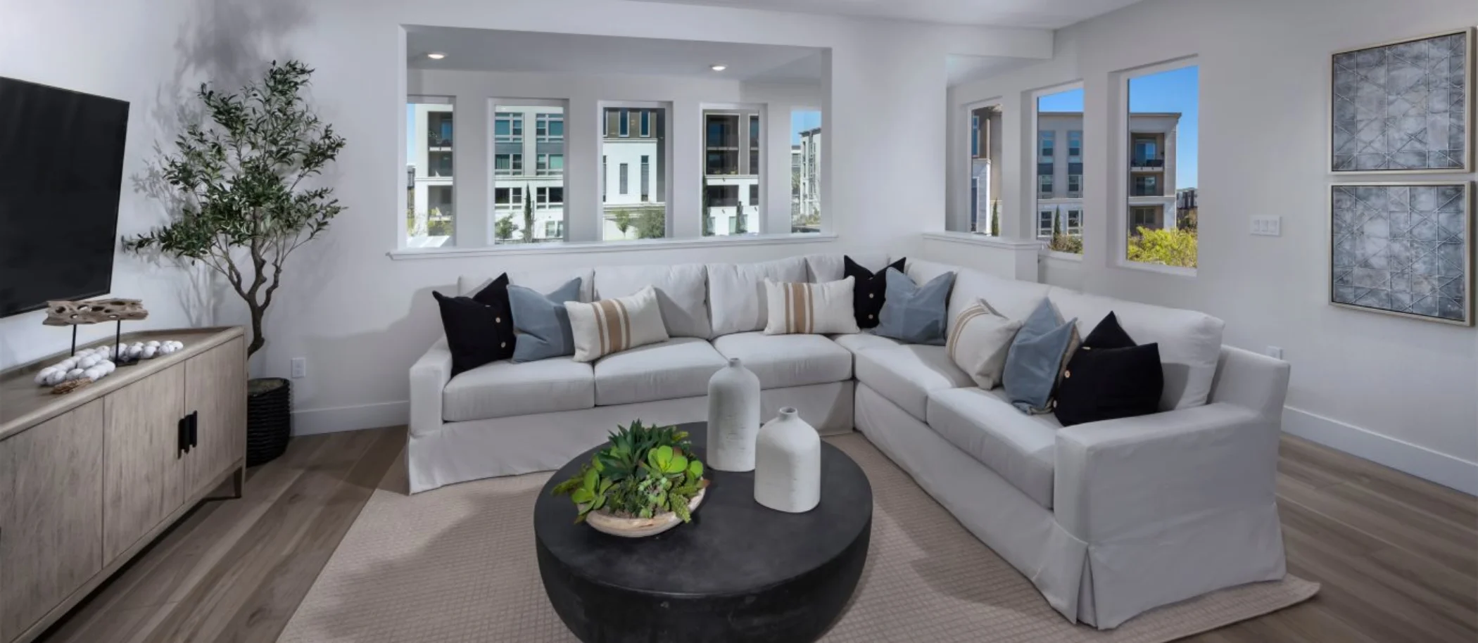 Residence 2 Family Room