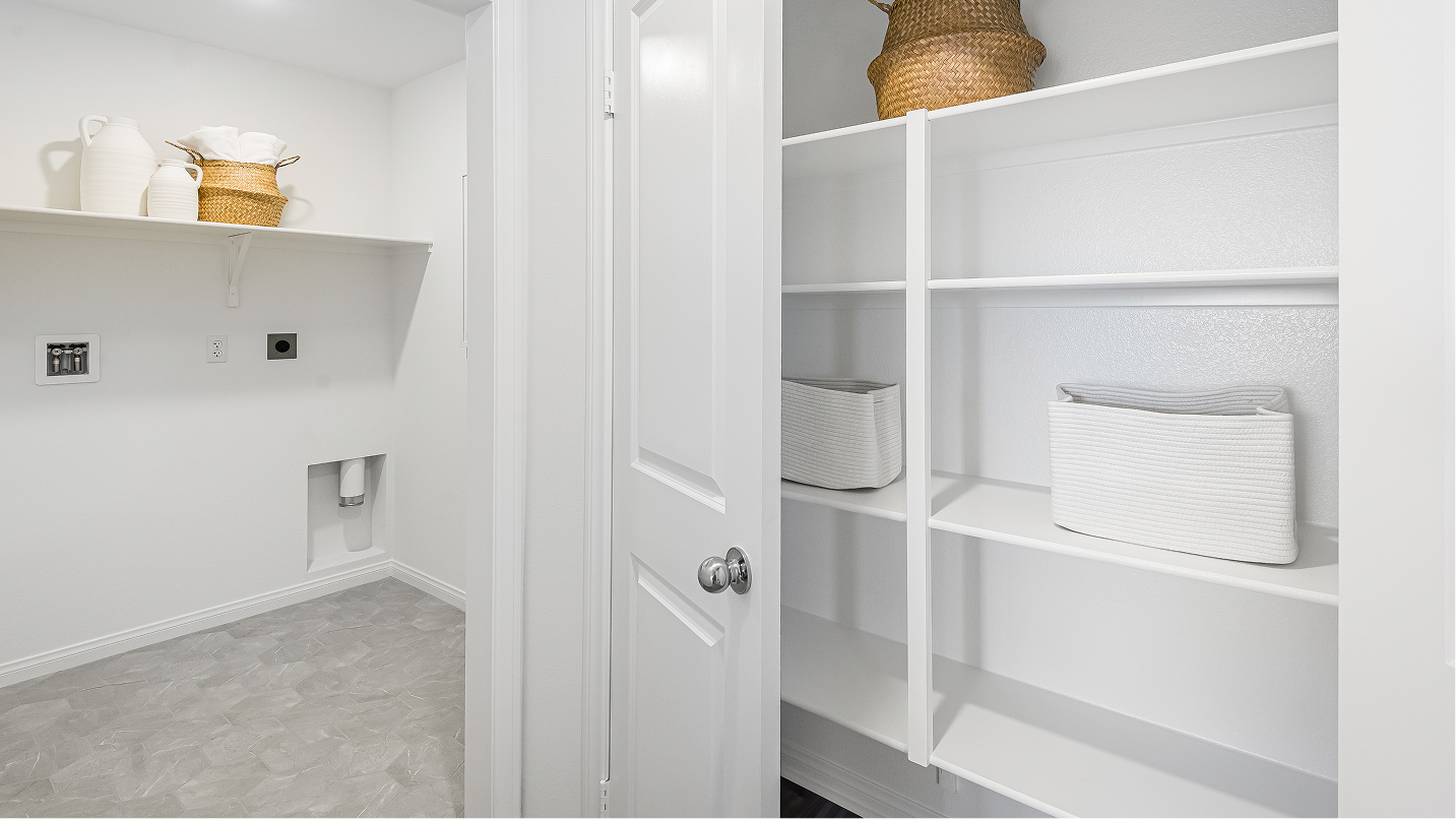 Runway Renaissance Res4 Laundry 1of2 F2