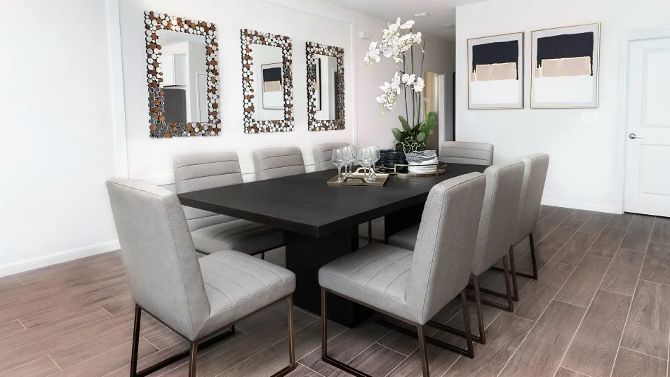Independence dining room