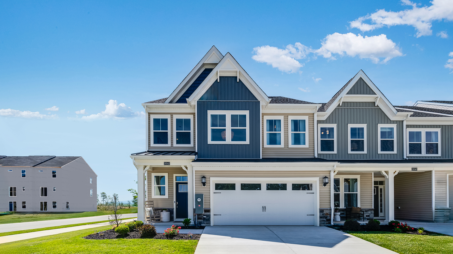 2412 Madison Exterior