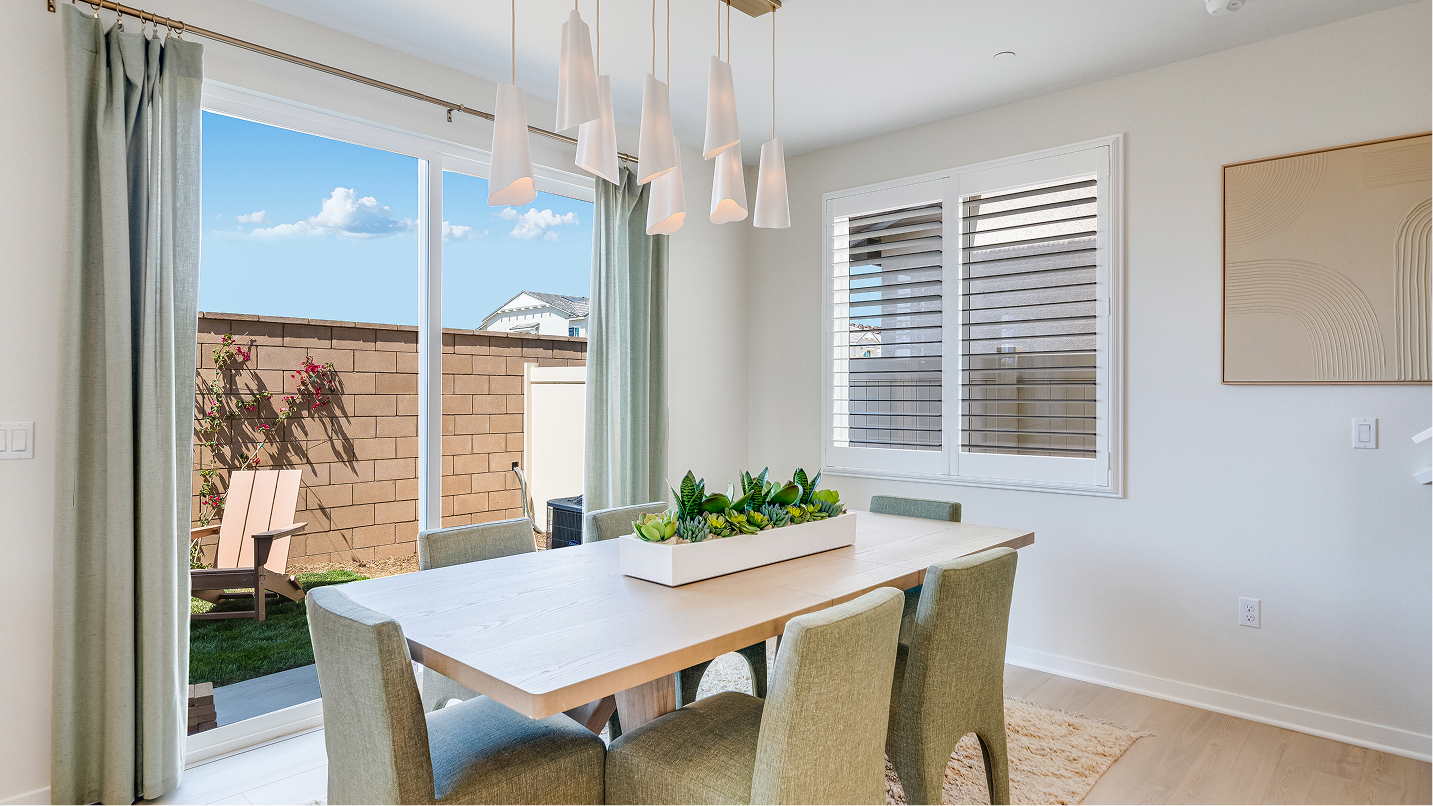 Copperstone Springhill Res3 Dining 1of2 F2