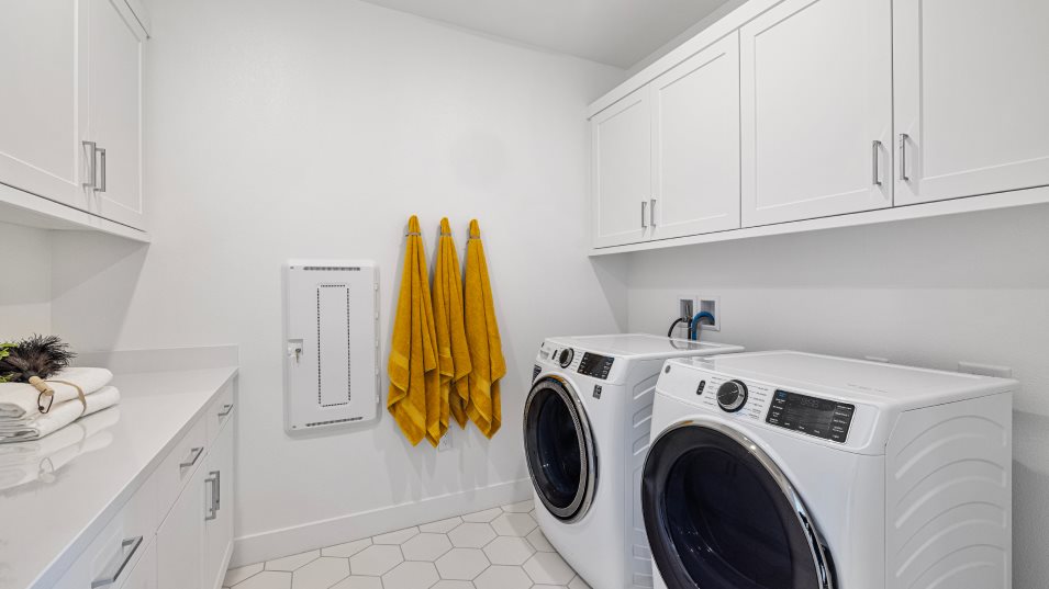 Estela 2 Laundry Room