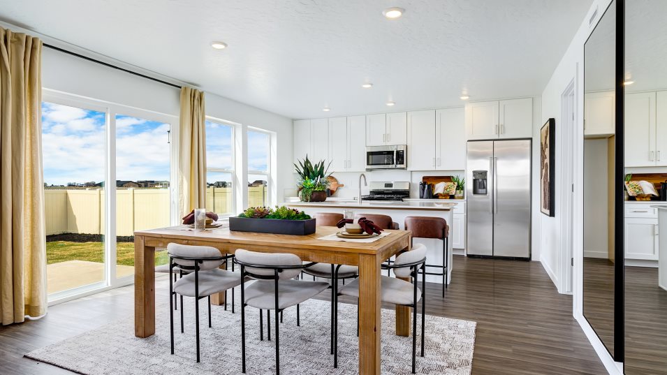 Plan 2292 Dining Room