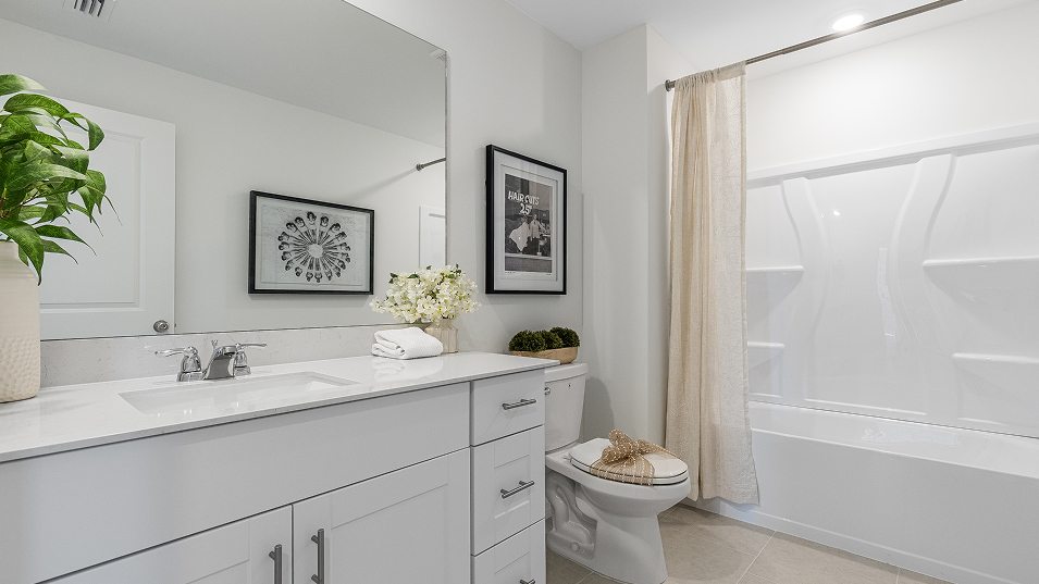 Florida CORE L004 Edison Bath2 F2 Base6 8 4 25