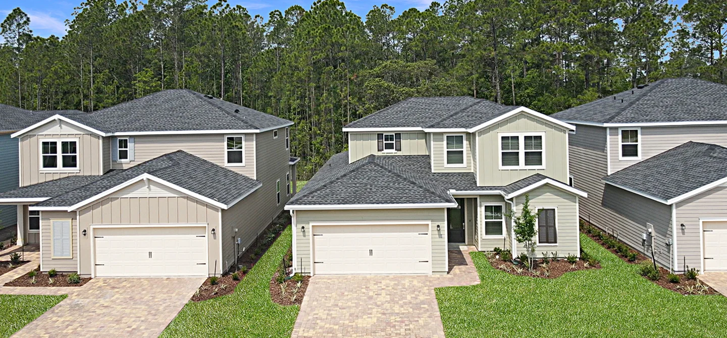 Russell Retreat Streetscape