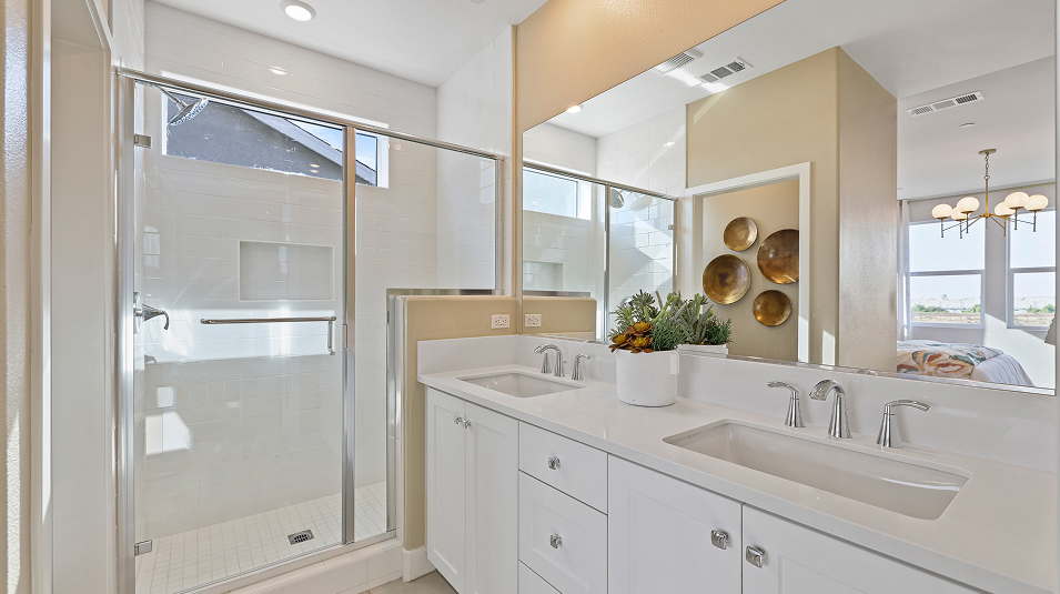 Orion Luna GPN Res1 Owners Bath 2of5 F3