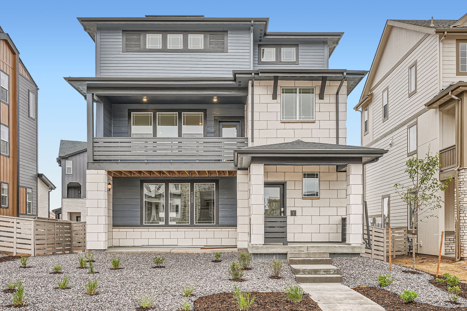 7260 Waterleaf Trl  Exterior Front