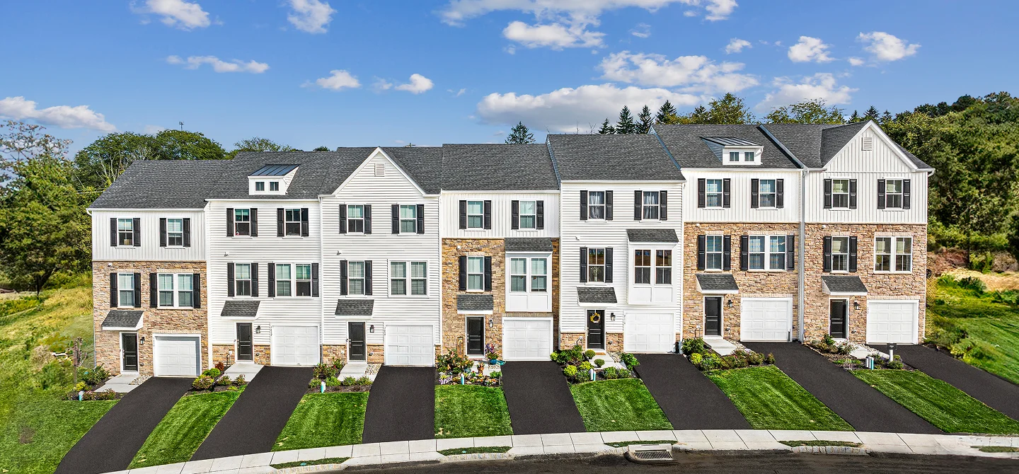Downingtown Ridge Chase Townhomes Chase Streetscape