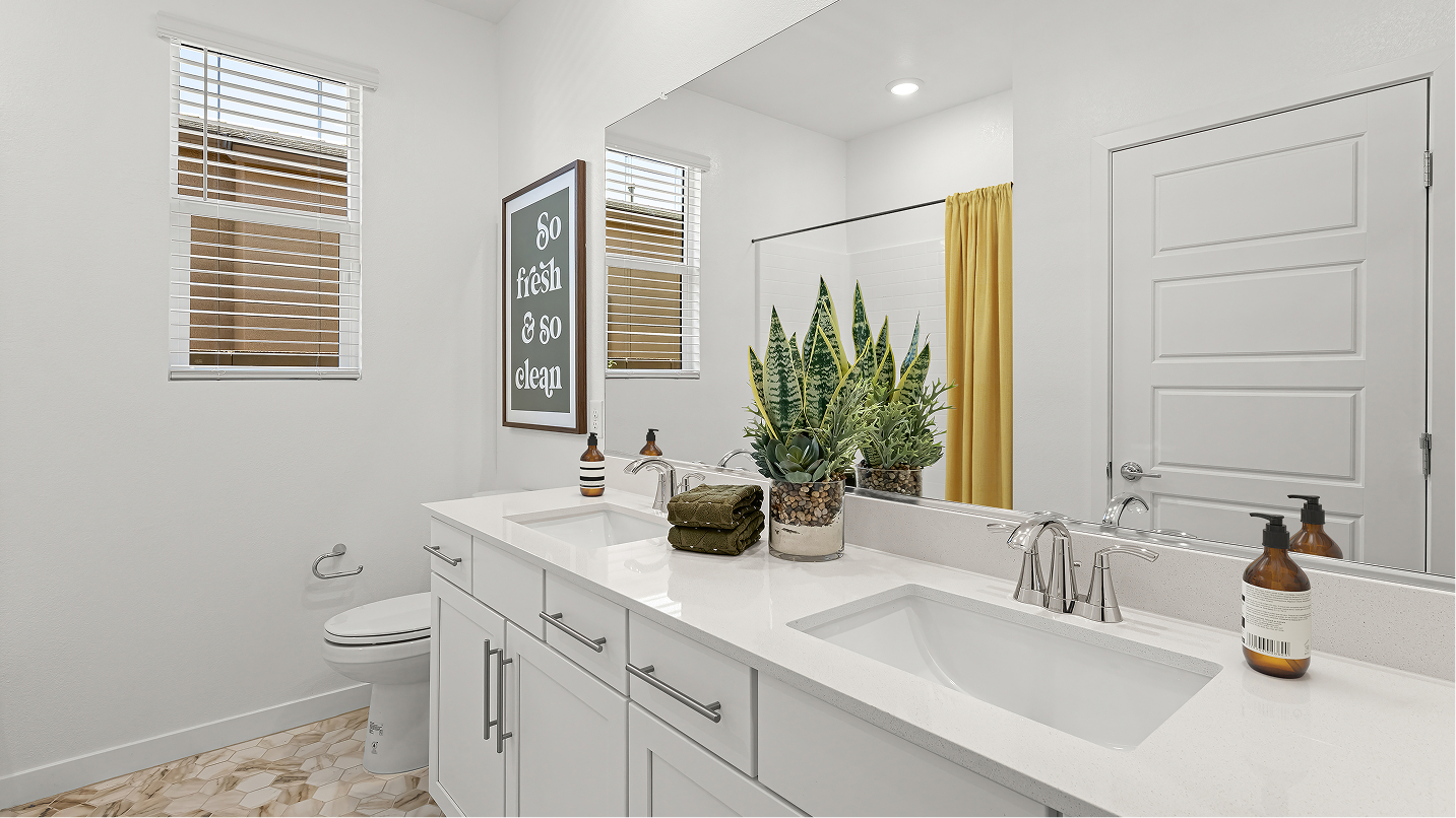 2320 National Bath2 F1