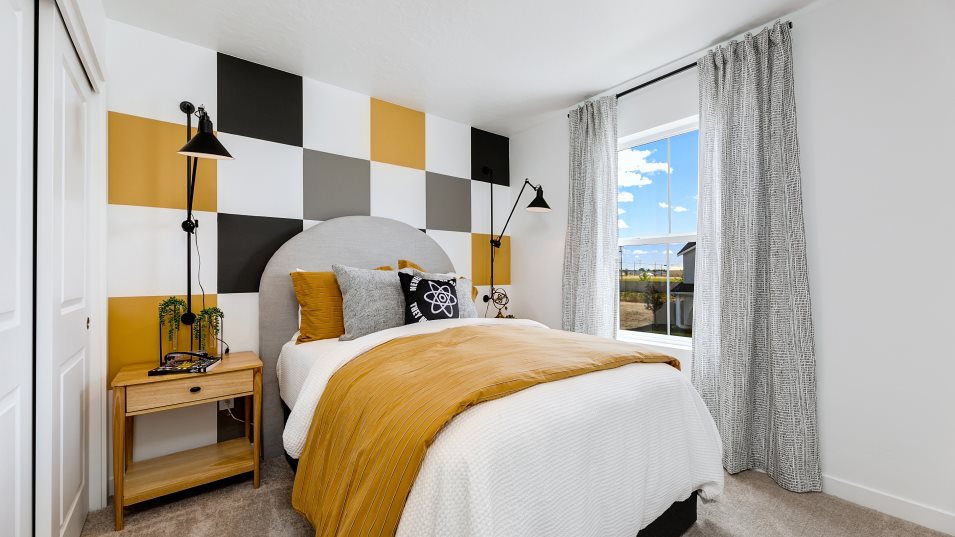 Plan 2116 Bedroom 3