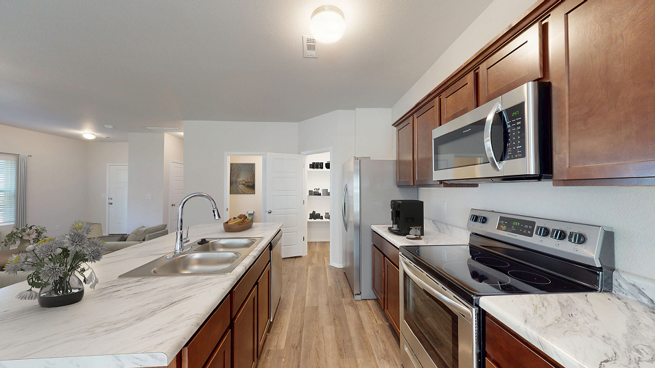 Taylor Core H600 Holland Kitchen 2of2 F1