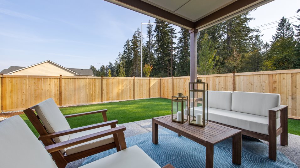 Creston Outdoor Space