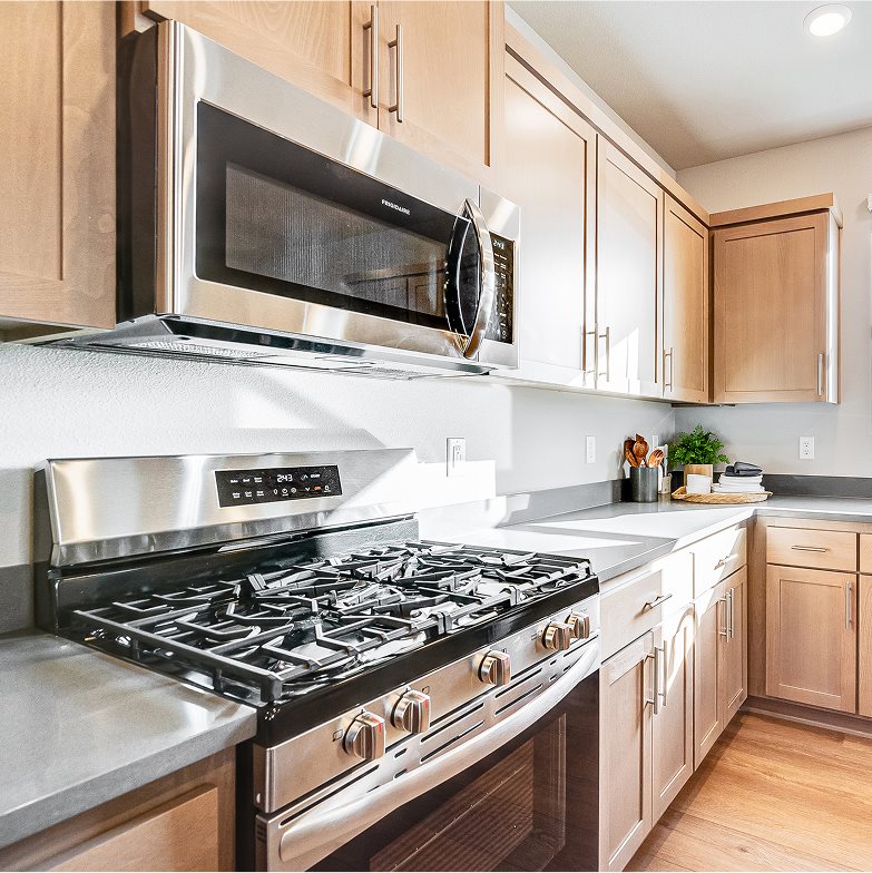 Mckenzie kitchen appliances