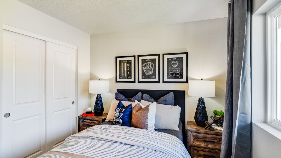 Ontario Bedroom 2