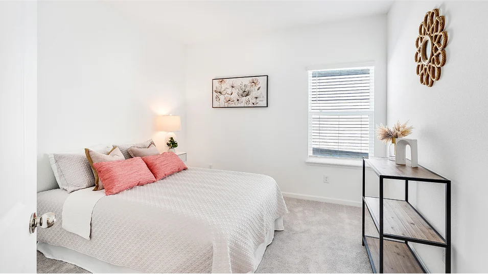 2106 Charle II Bed3