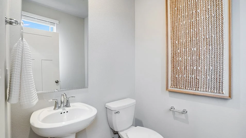 Tumalo Powder Room