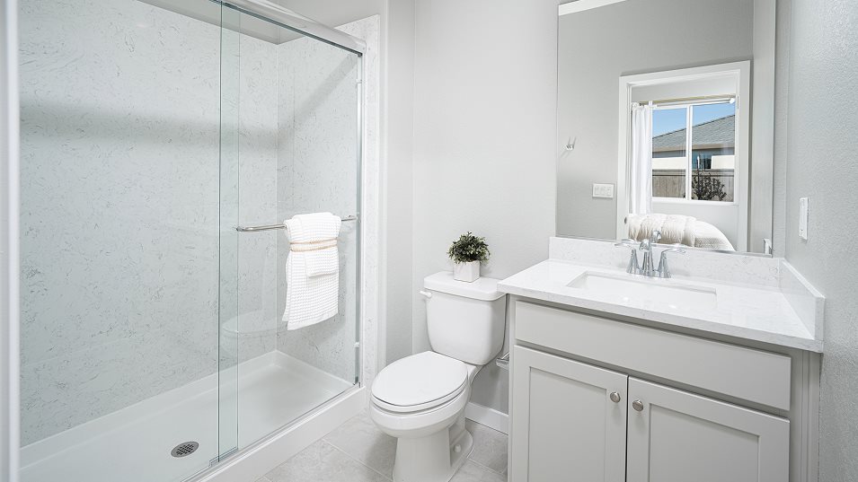 Residence 2610 bathroom 2