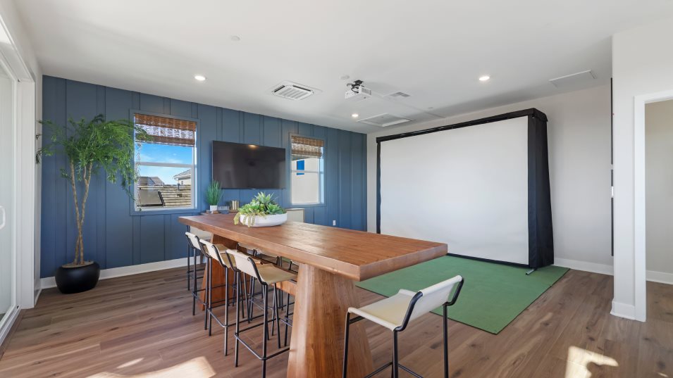 Bonus room interior