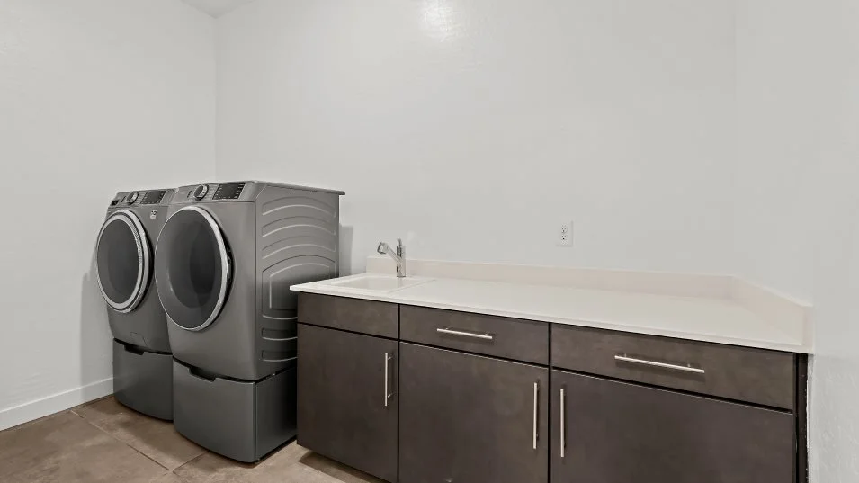 Eleanor Laundry Room