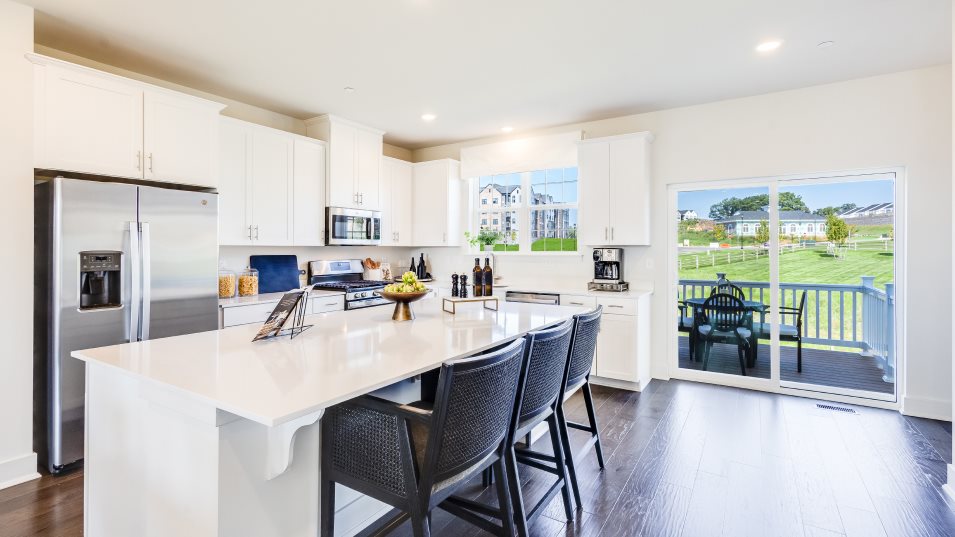Pershing kitchen