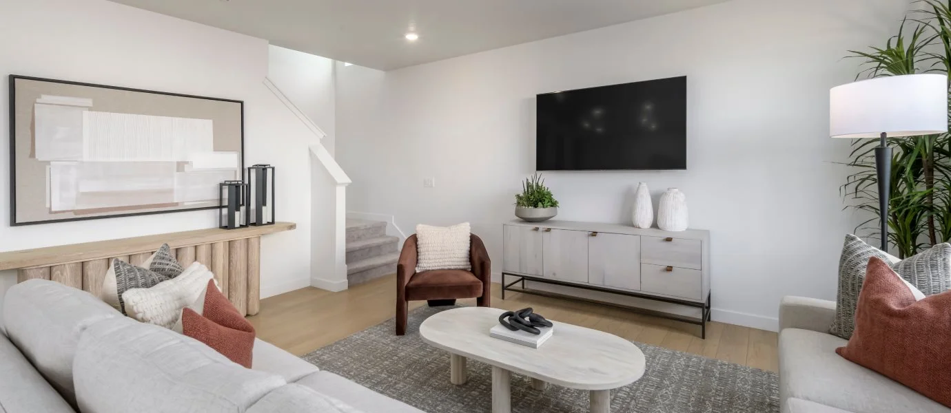 Pinnacle Residence Family Room