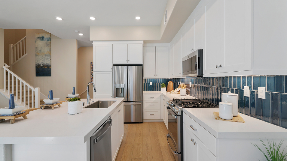 Vista Metro Heights Res2 X Kitchen 3of8 F2