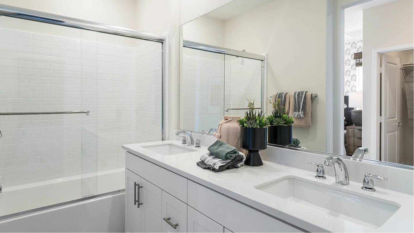 Allure Nuvo Parkside Res2 Owners Bath F3