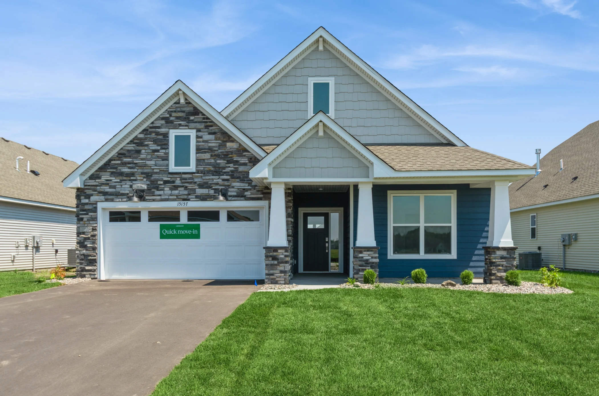 15157 exterior 2
