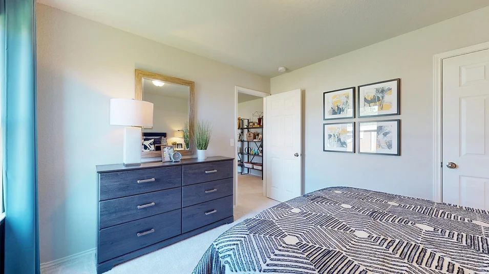 Taylor Core C350 Chelsey Bed2 1of2 F2 5 15 25