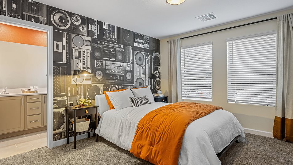 Daphne Owner's Suite Bedroom