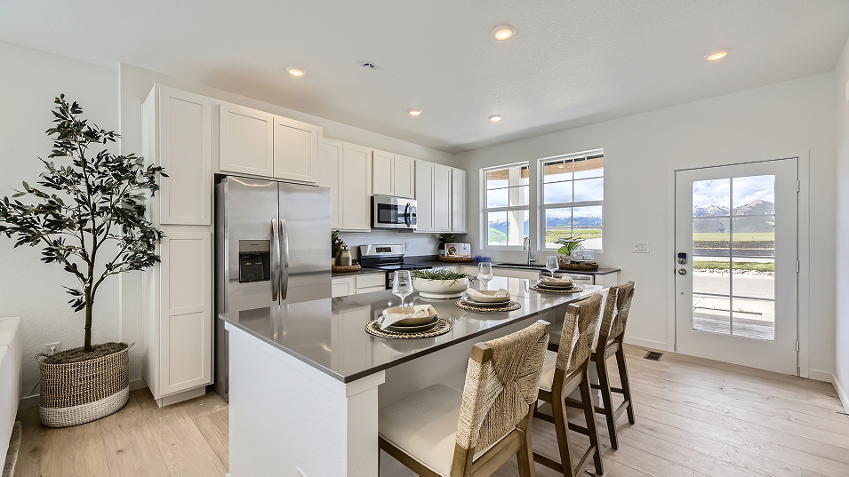 050825 A306 Plan306 Kitchen 1of3 F1