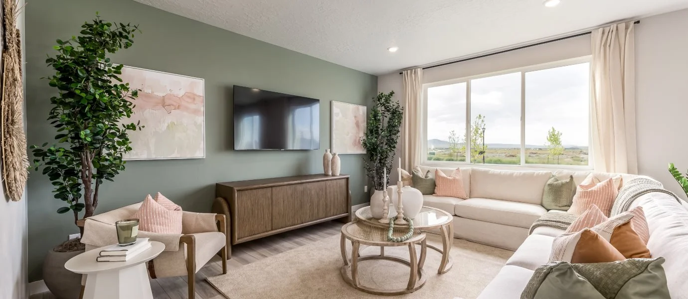 Mesa Family Room